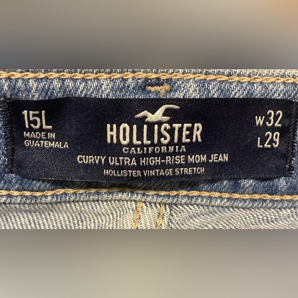 Women’s Size 15L Hollister Curvy Ultra High Rise Mom Distressed Jeans - Picture 13 of 16